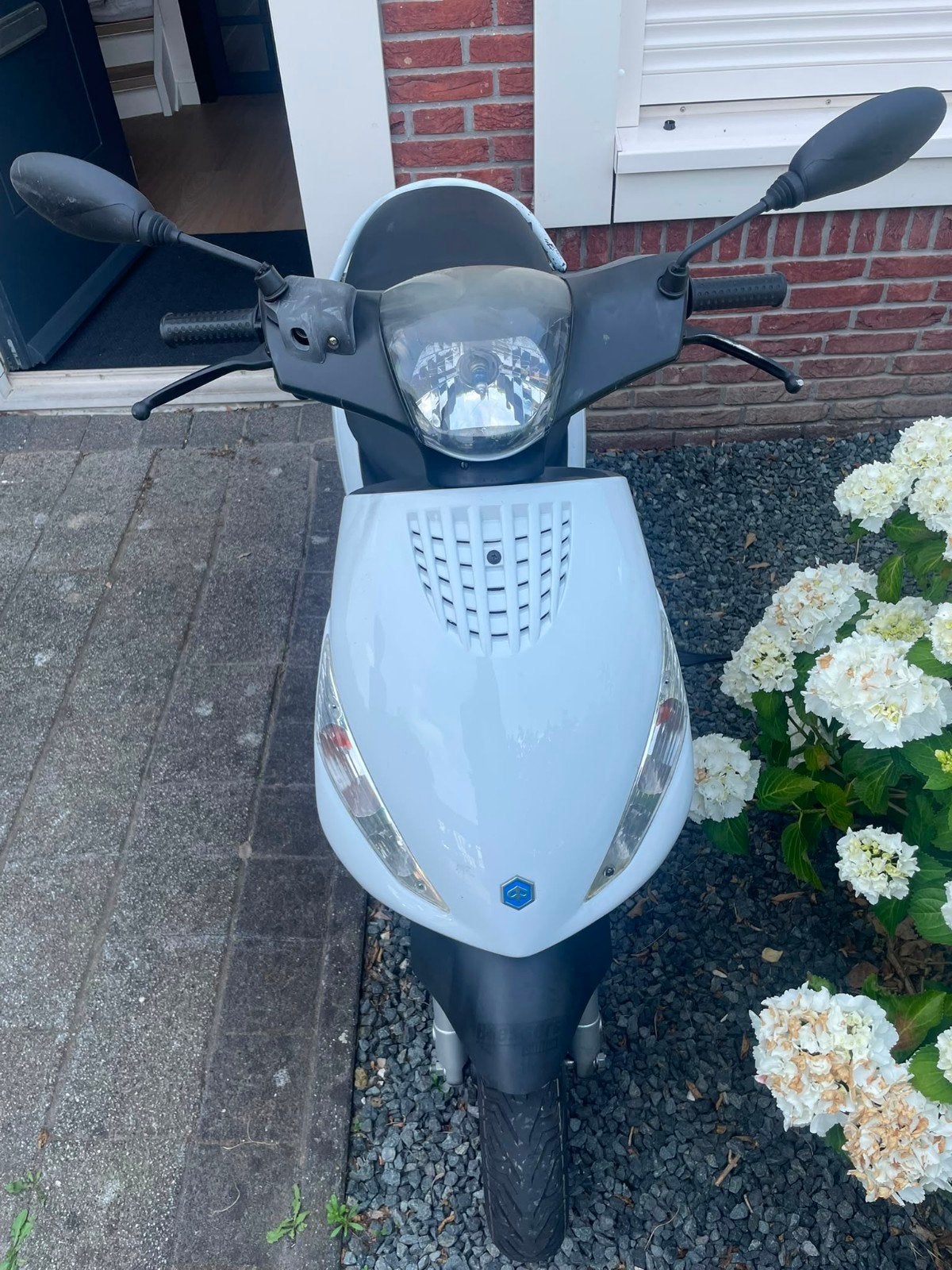 Piaggio zip 2 takt 2017, Tweetakt, Maximaal 45 km/u, Zip, Zo goed als nieuw