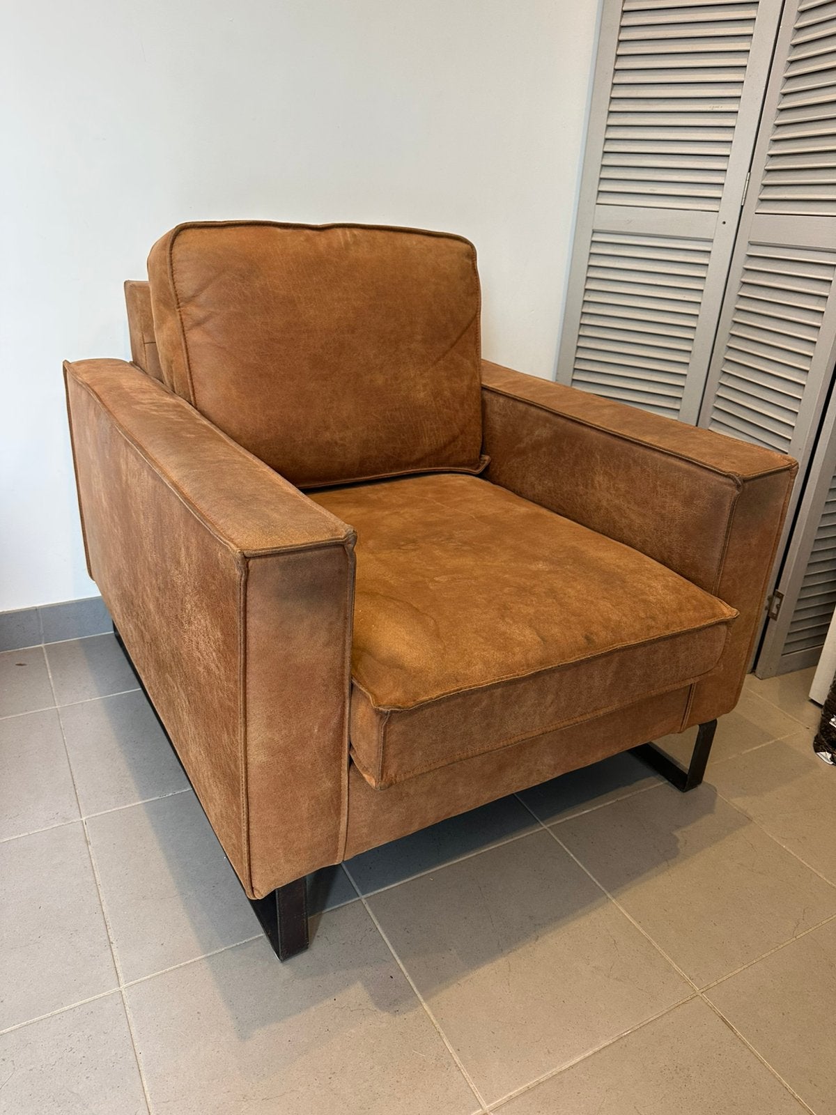 GRATIS Cognac kleurige leren fauteuil, Ophalen, Gebruikt, 75 tot 100 cm, 50 tot 75 cm