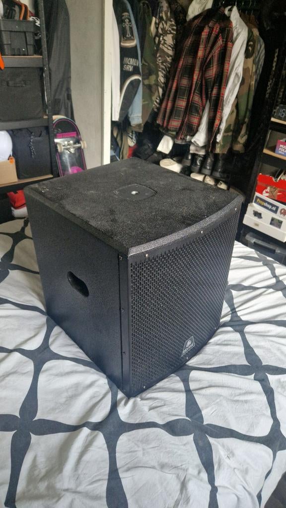 Devine Onyx 12SA Subwoofer, Gebruikt, Subwoofer, 120 watt of meer, Ophalen