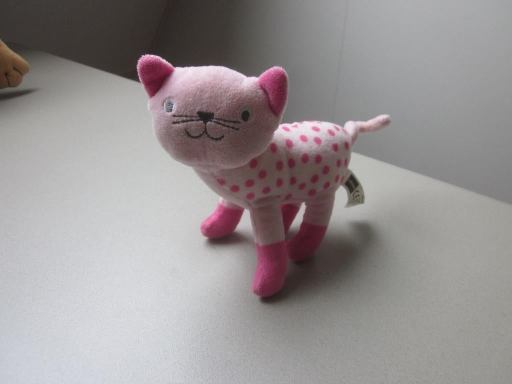 Hema lichtroze met donkerroze stippen poes knuffel nieuw, Ophalen of Verzenden, Nieuw