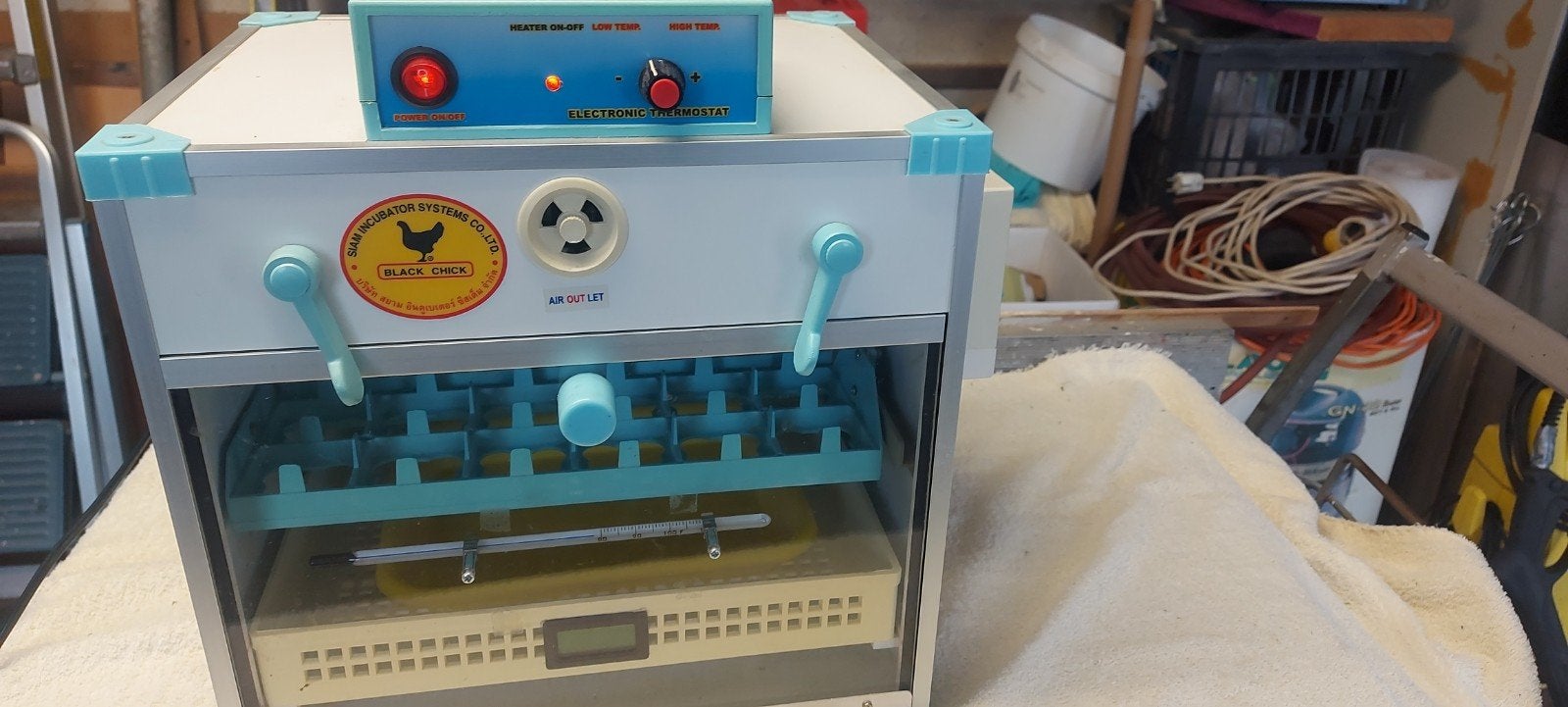 Volautomatische  broedmachine, Dieren en Toebehoren, Ophalen, Zo goed als nieuw, Broedmachine