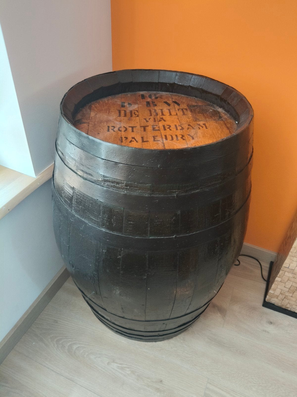 wijnton 80 cm hoog en 60 cm by, Ophalen