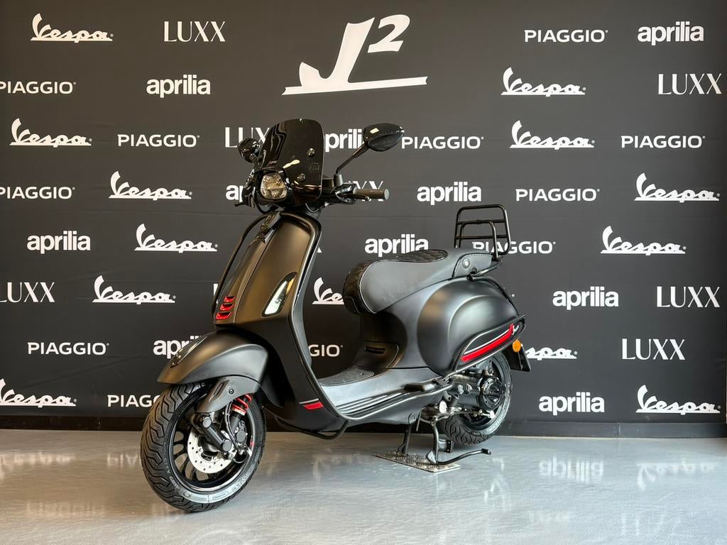 Vespa Sprint | Mat Zwart | Brom | 2021 | 3890 km, Overige modellen, ., Maximaal 45 km/u, Ophalen of Verzenden