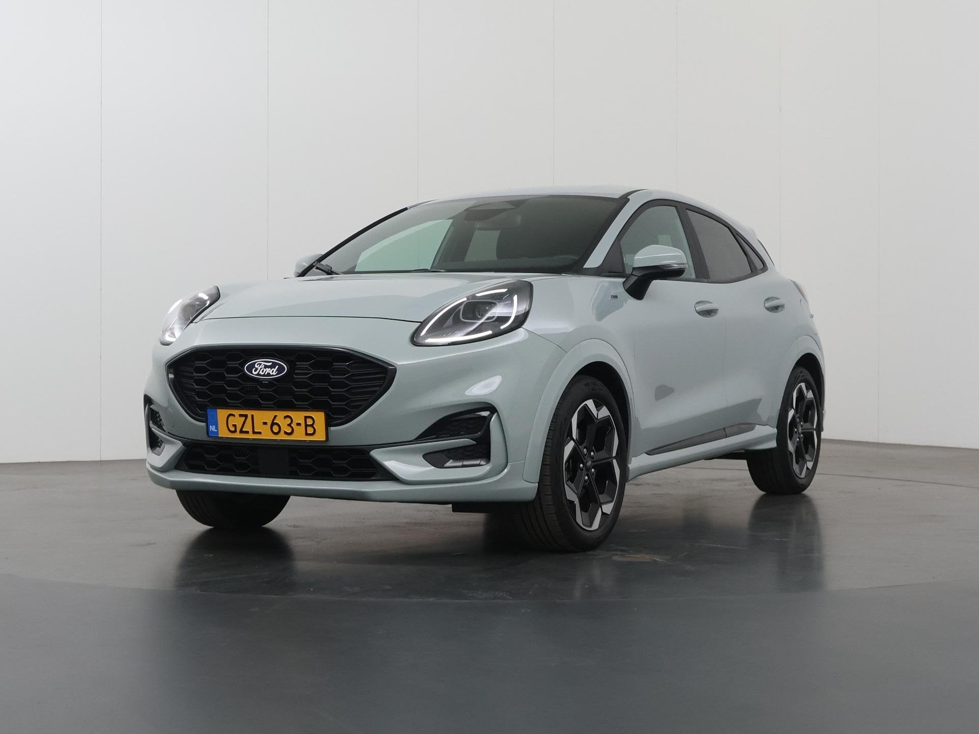 Foto 38 van Ford Puma 1.0 EcoBoost Hybrid ST-Line X | Trekhaak | Winterp