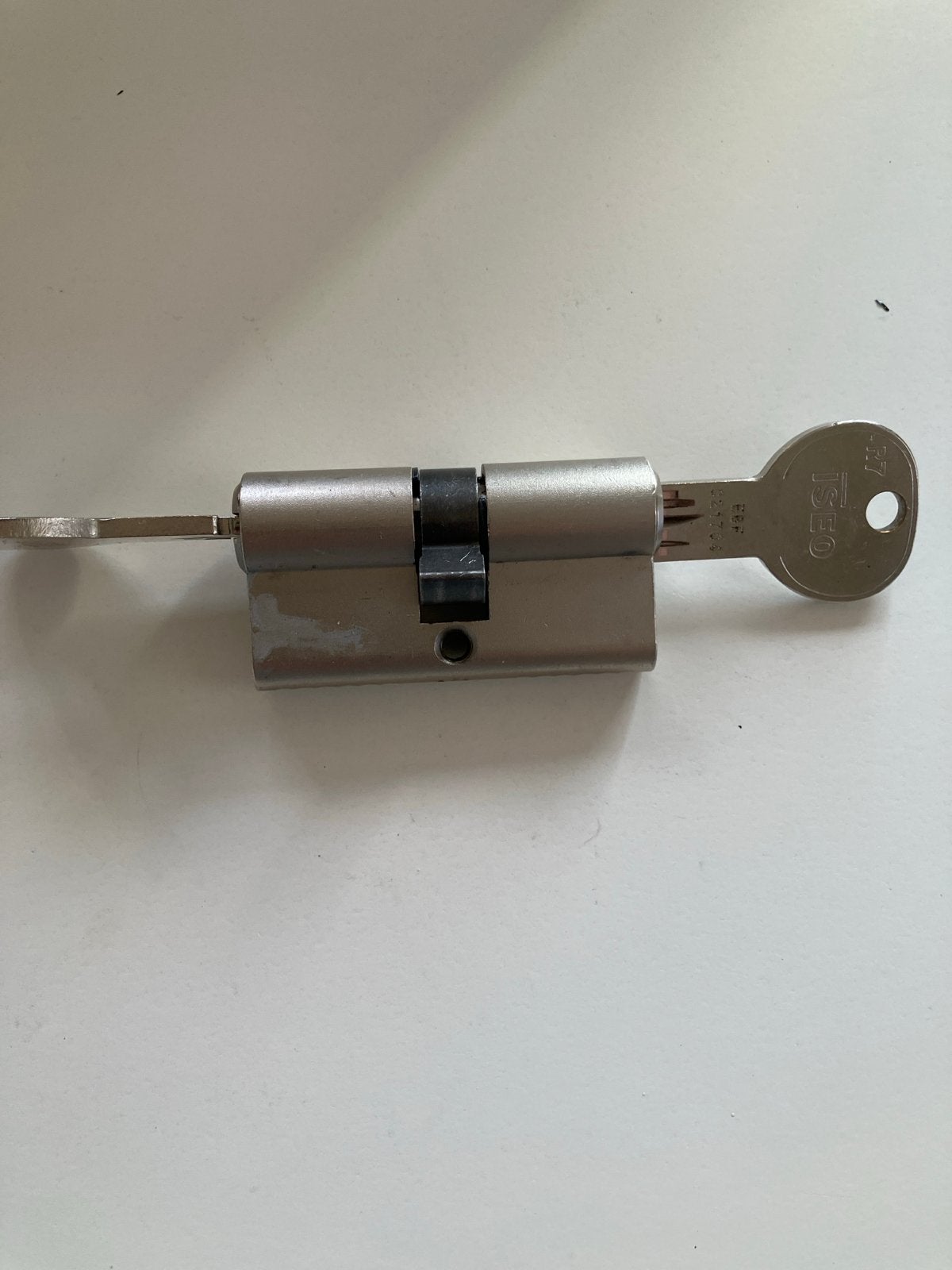 Cilinderslot 6 cm met sleutels - ISEO, Ophalen, Gebruikt, Overige materialen, Slot