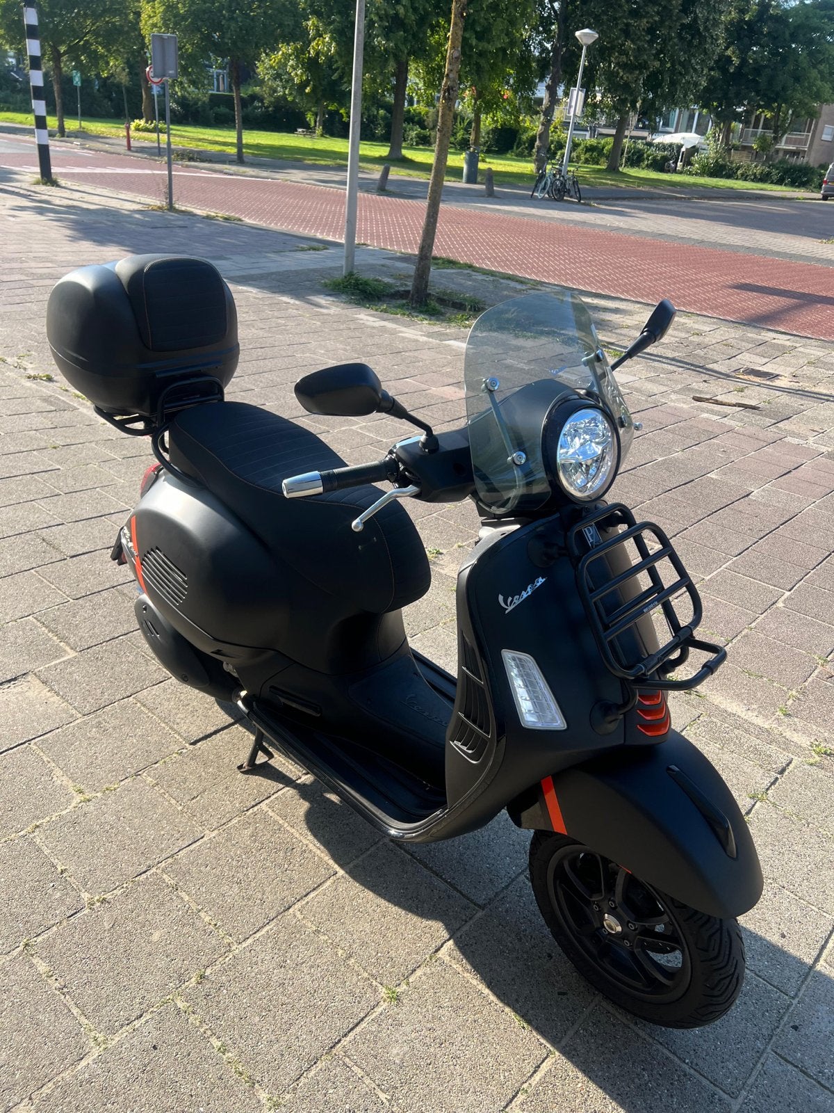 Vespa GTS Super 300  - Mat Zwart, Overige modellen, Maximaal 45 km/u, Ophalen of Verzenden, Zo goed als nieuw