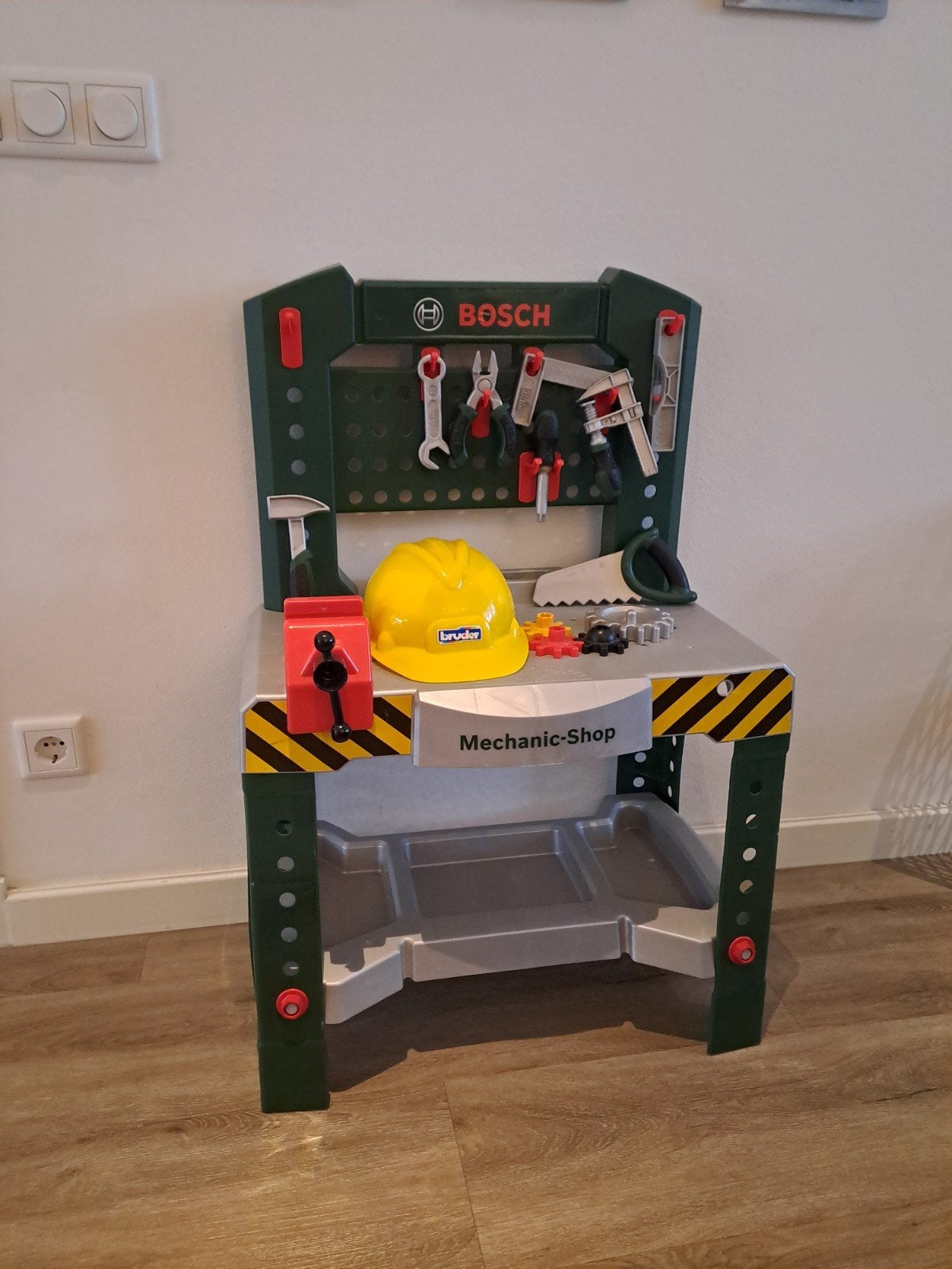 Kinderwerkbank Bosch Mechanic-shop, Kinderen en Baby's, Speelgoed | Speeltafels, Ophalen, Zo goed als nieuw