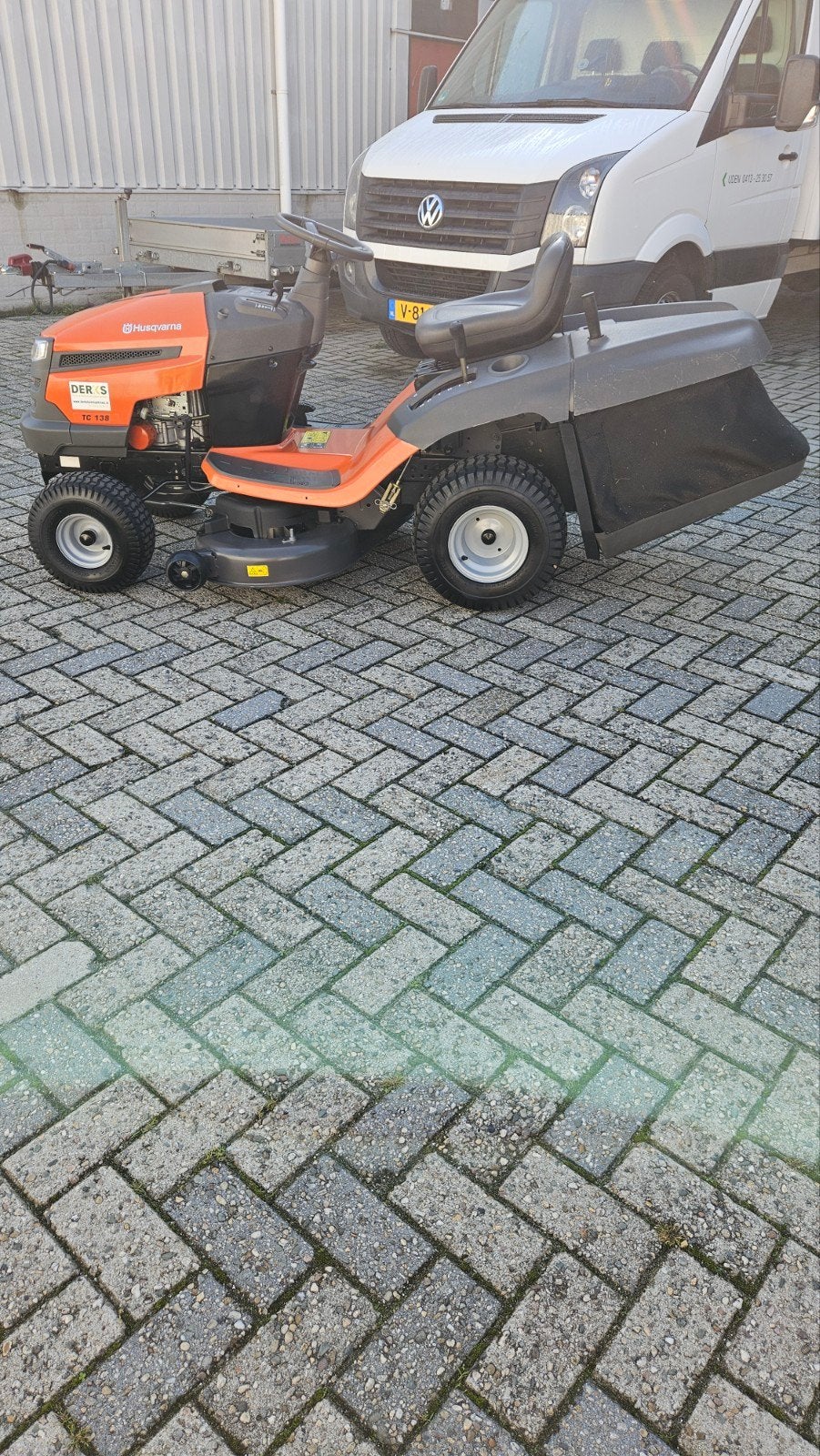 Husqvarna TC 138 Zitmaaier - Zo goed als nieuw, Tuin en Terras, Ophalen of Verzenden, Zo goed als nieuw, Opvangbak, Husqvarna Group