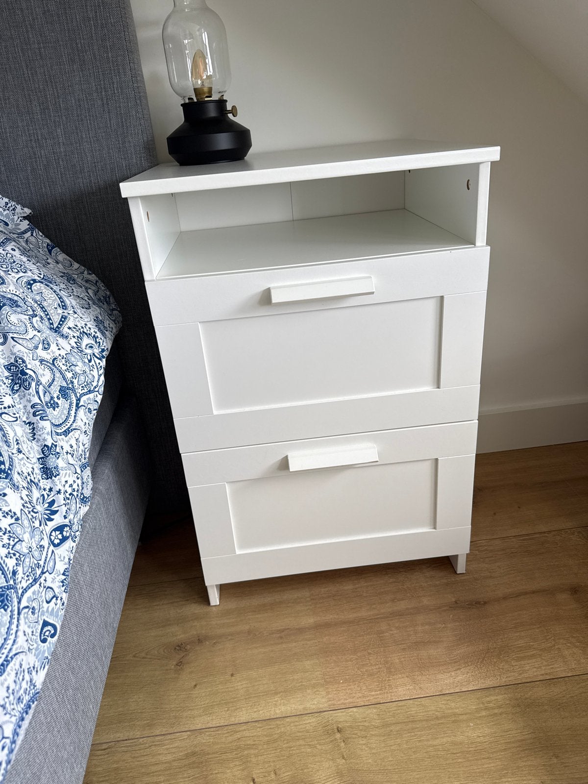 2 IKEA BRIMNES Nachtkastje met 2 lades - Wit, Ophalen, Zo goed als nieuw, 45 tot 65 cm, 70 cm of meer