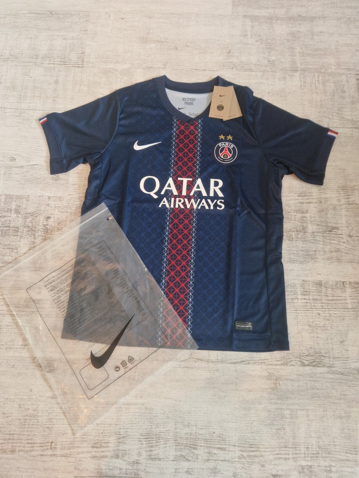 PSG Nike voetbalshirt donkerblauw maat M – Qatar Airways, Maat M, Ophalen of Verzenden, Nieuw, Shirt