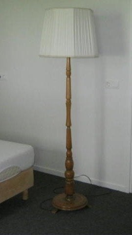 vintage, staande schemerlamp, antieke vloerlamp, houten poot, Ophalen, Gebruikt, Hout, Retro vintage