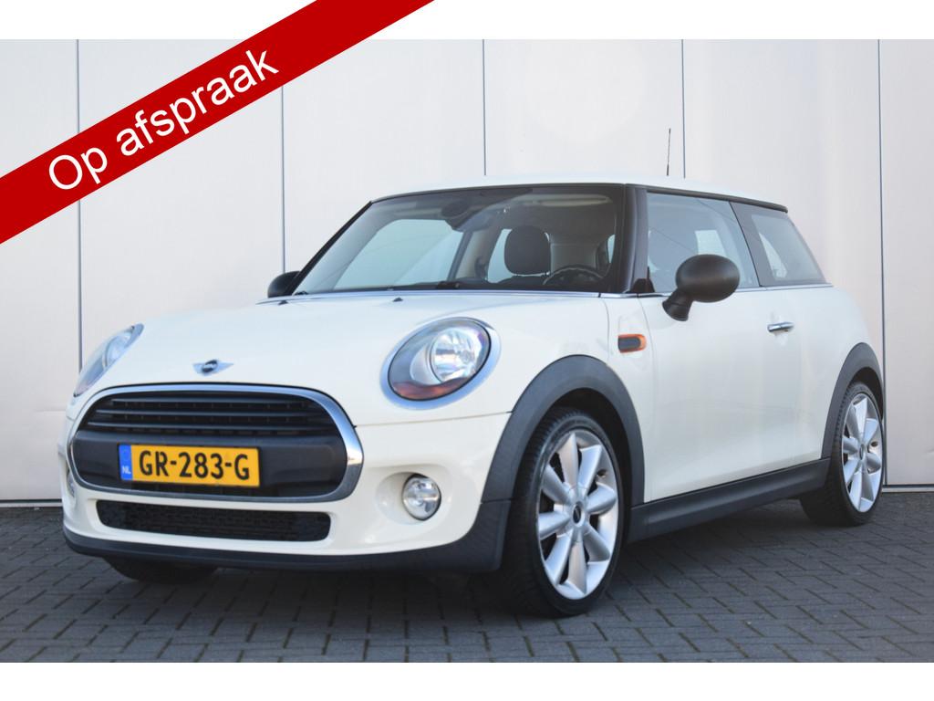 MINI Mini 1.2 One Salt Business Automaat Navi/Bluetooth Ecc, Auto's, Stof, Gebruikt, 1095 kg, 4 stoelen