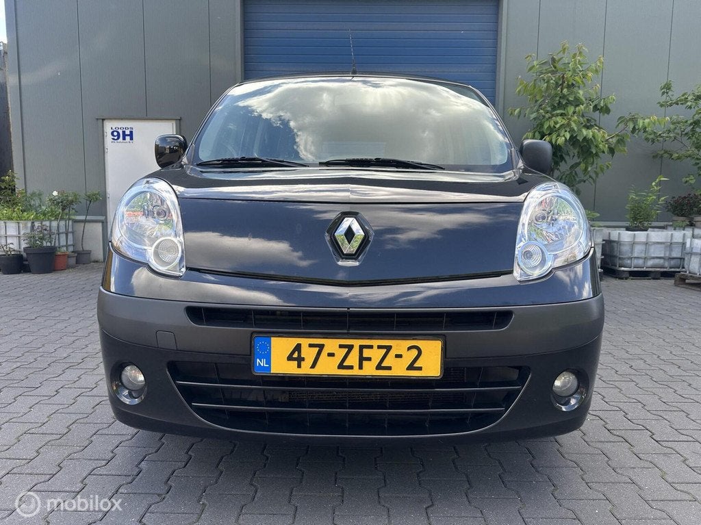 Renault Kangoo Family 1.6 Authentique / Rolstoelauto /, Auto's, Renault, Voorwielaandrijving, Gebruikt, 4 cilinders, 4 stoelen