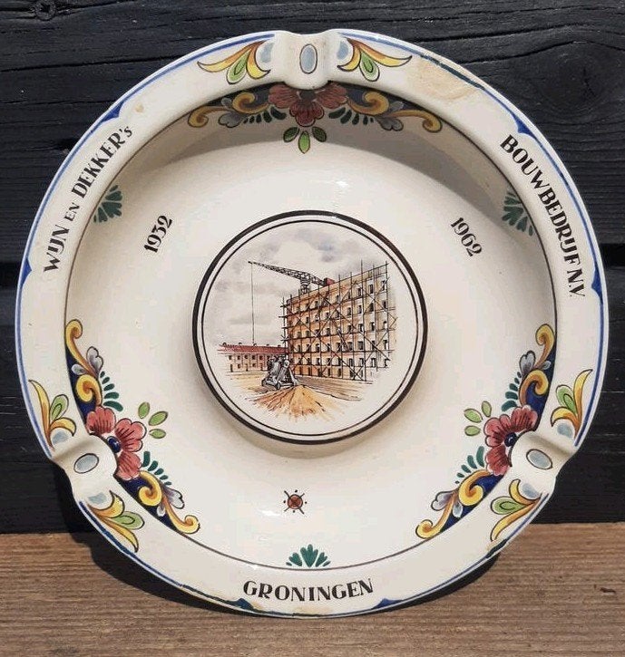 Vintage Asbak - Wijn en Dekker's Bouwbedrijf - (Groningen), Verzamelen, Ophalen of Verzenden, Asbak