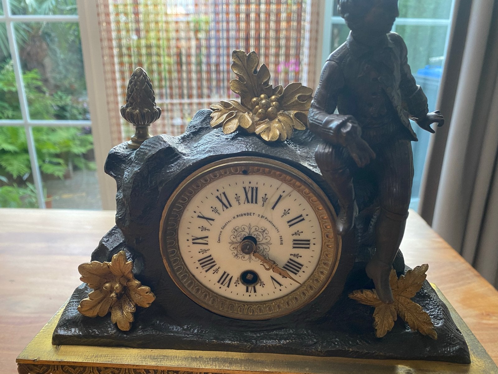 Antieke Bronzen Schouwklok met Beeldje, Ophalen of Verzenden