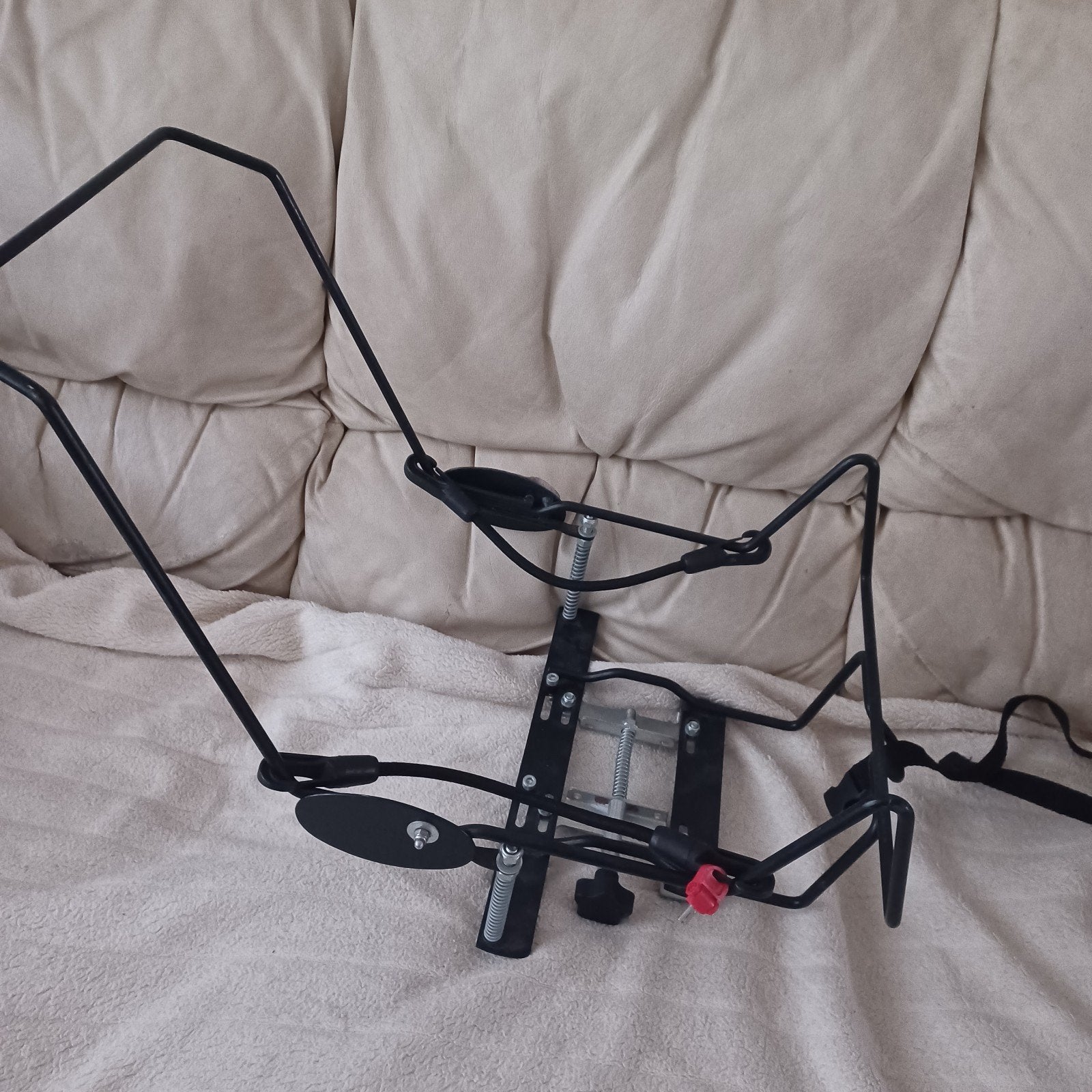 steco baby mee maxi cosi houder voor op fiets 22,50€, Fietsen en Brommers, Ophalen of Verzenden