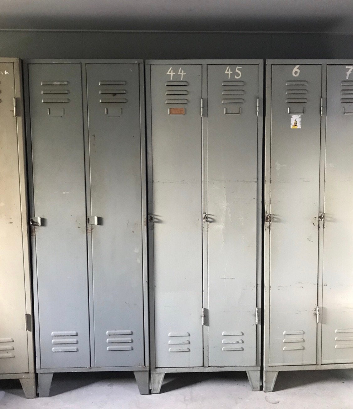 Industriële lockers lockerkasten kasten, Ophalen
