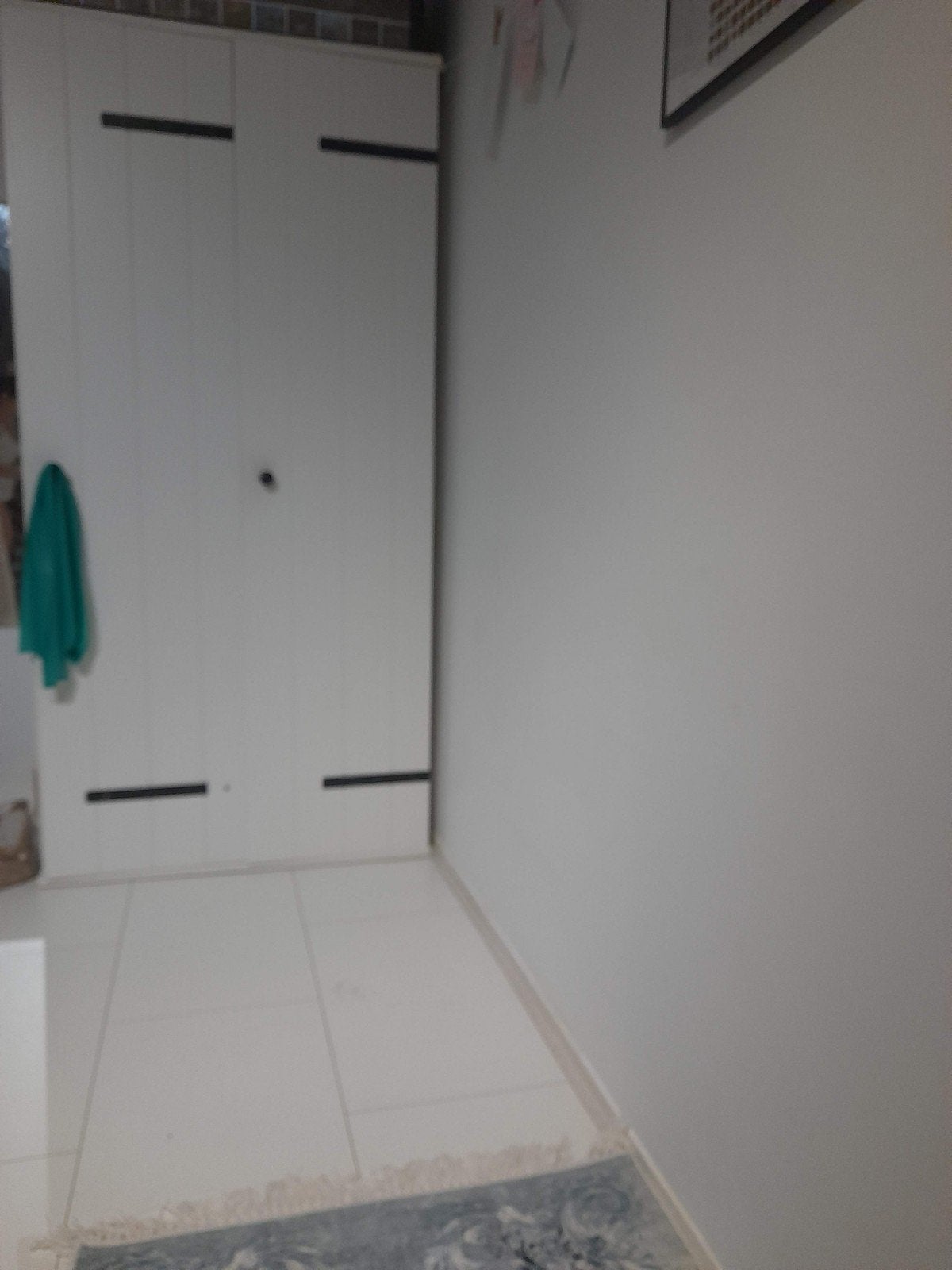 Witte Garderobekast met draaideuren, Ophalen, Met deur(en), Gebruikt, 200 cm of meer