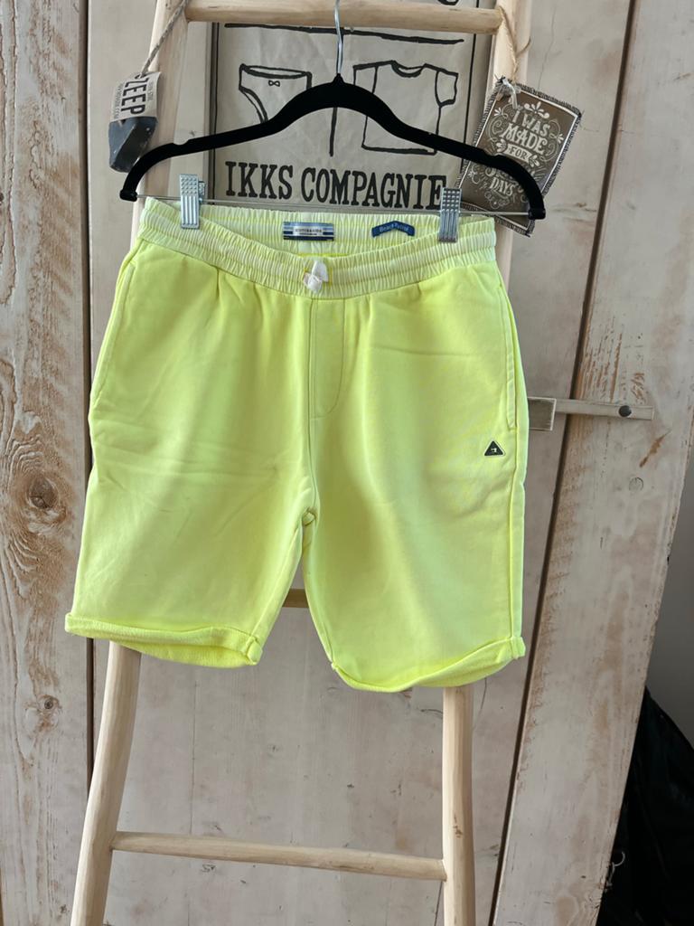 Scotch & Soda short, geel, maat 164, in prima staat, Kinderen en Baby's, Kinderkleding | Maat 164, Ophalen of Verzenden, Zo goed als nieuw
