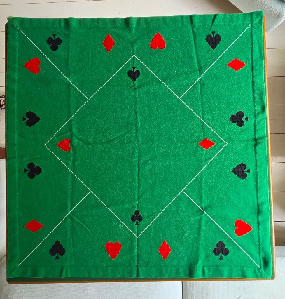 Bridge - of kaarttafel plus een geborduurd kleed, Ophalen, Gebruikt