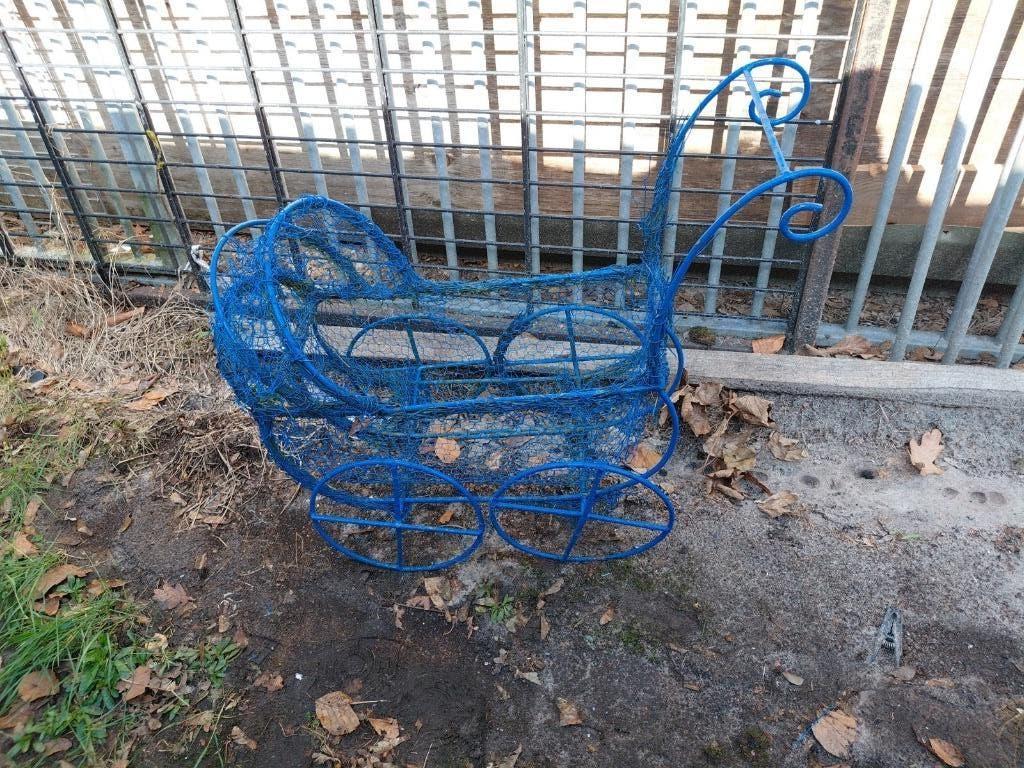 kinderwagen gemaakt van gaas en ijzer, Tuin en Terras, Gaas en Draad, Ophalen, Gebruikt, Minder dan 10 meter, Draad