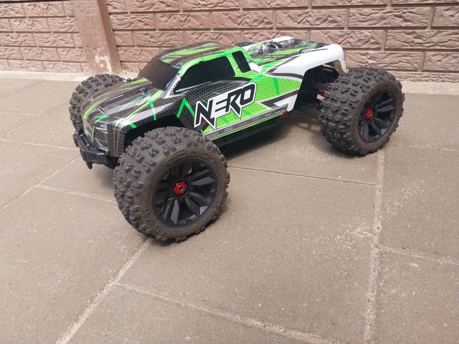 Arrma Nero 6s Blx, Elektro, Auto offroad, Ophalen of Verzenden, Zo goed als nieuw