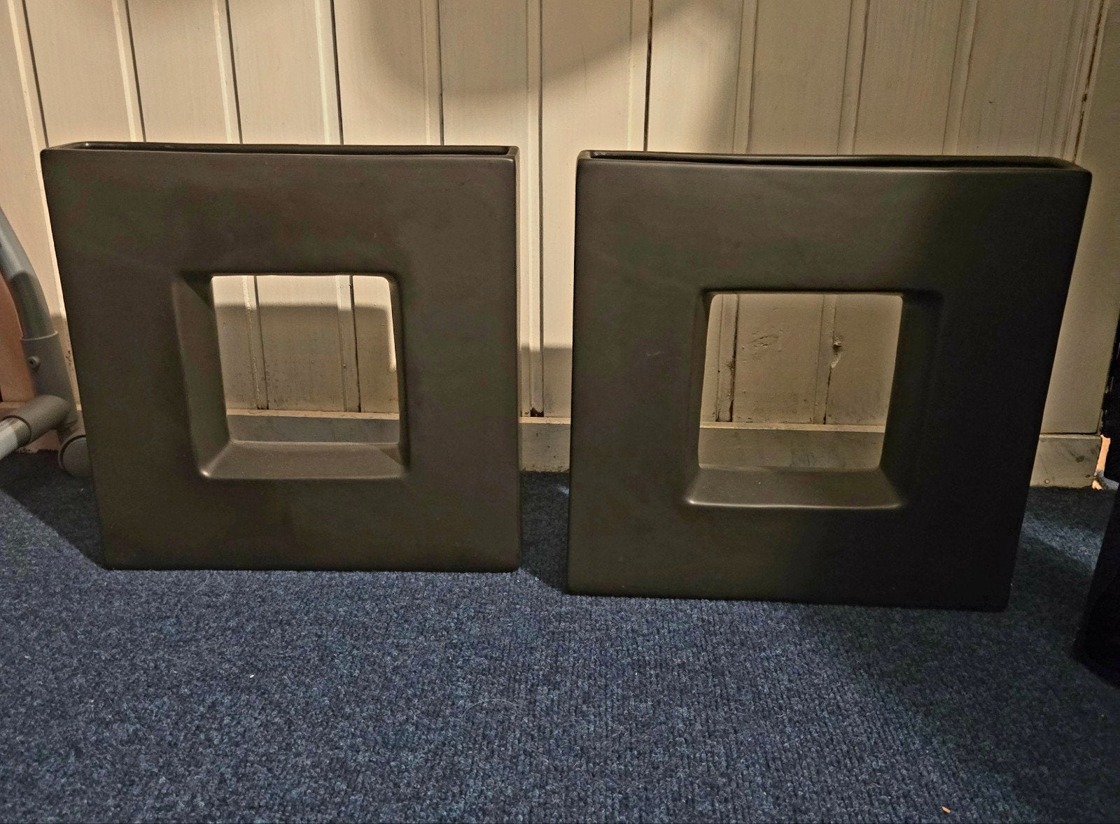 Zwarte vierkante bloempotten voor vensterbank decoratie, Overige materialen, Gebruikt, Minder dan 30 cm, Minder dan 60 cm