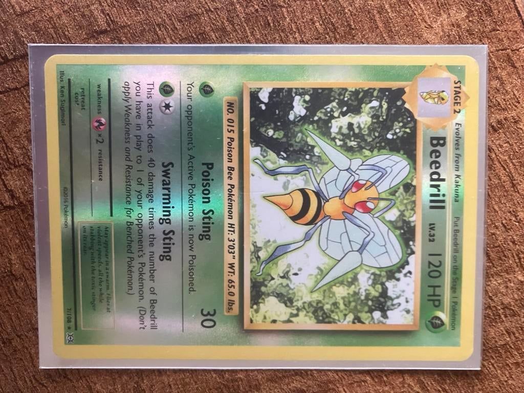 Pokemon kaart beedrill, Ophalen of Verzenden, Zo goed als nieuw