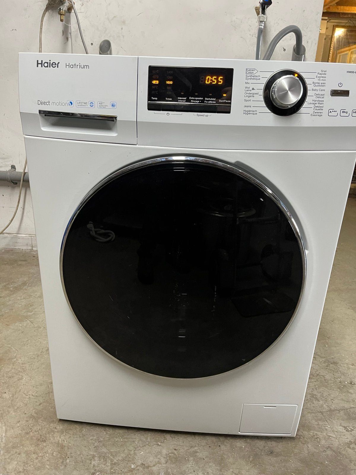 Haier Hatrium HW80-B14636, 8 tot 10 kg, Ophalen of Verzenden, Zo goed als nieuw, 85 tot 90 cm
