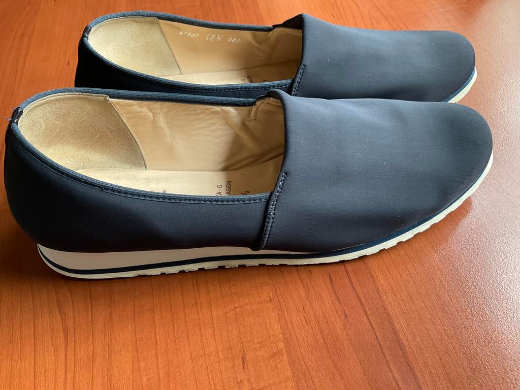 HASSIA blauwe instapper maat 8,5, Kleding | Dames, Schoenen, Zo goed als nieuw, Instappers, Blauw, Ophalen of Verzenden