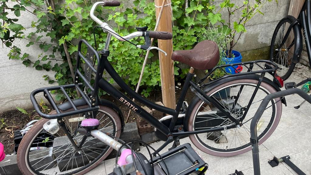 Zwarte 26 inch Static fiets met voordrager, Velgrem, Zo goed als nieuw, Minder dan 47 cm, Ophalen