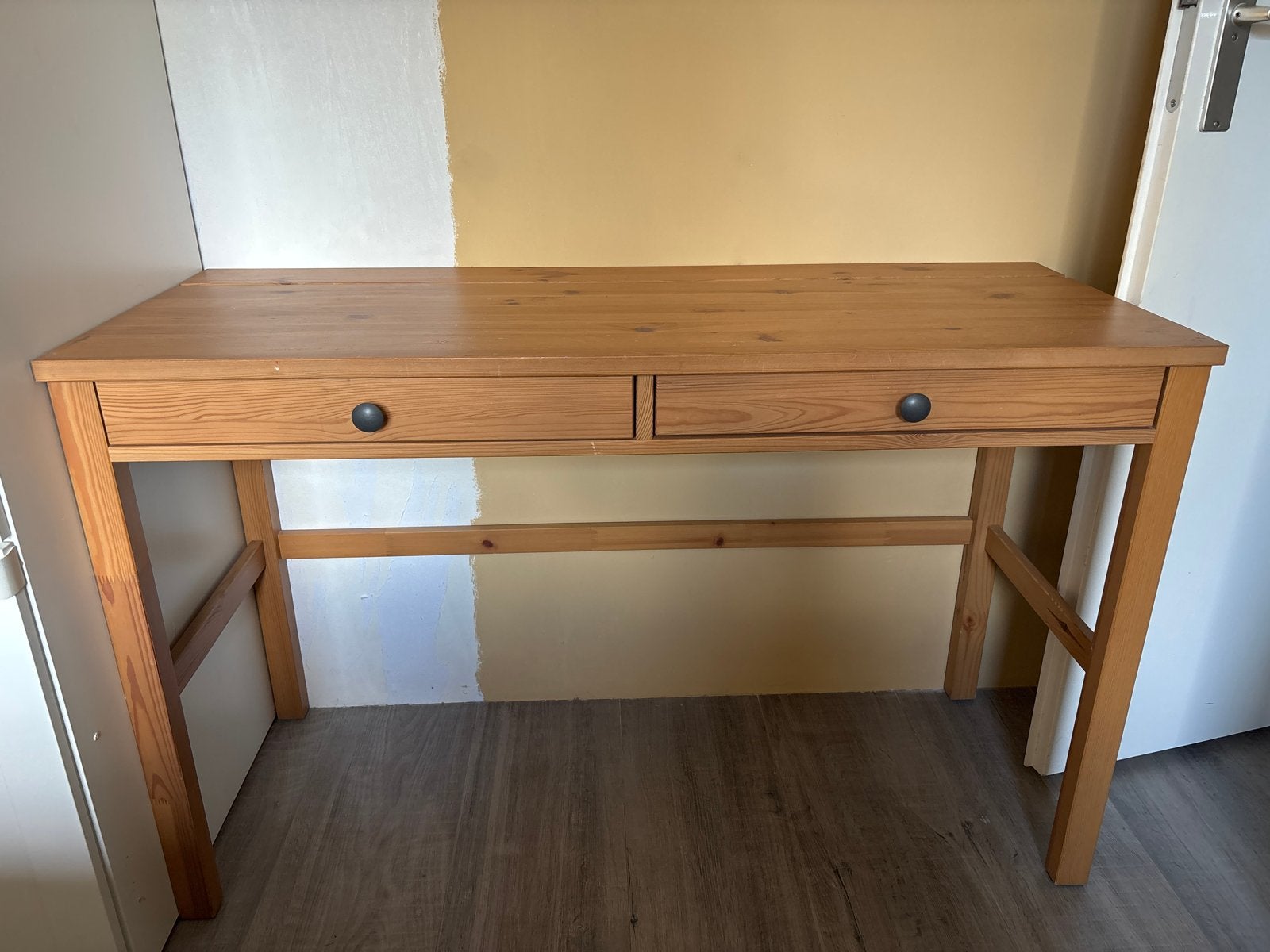 Houten bureau met lades - opknapper, Ophalen, Overige typen, Gebruikt, Hout