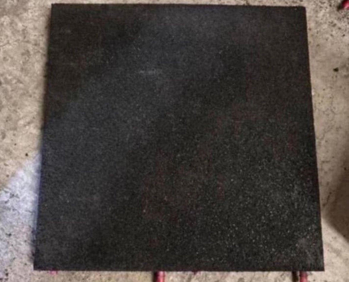 Rubberen tegels 50x50x4,5 speeltoestel paardenstal ed, Ophalen, Gebruikt, Overige typen, Rubber
