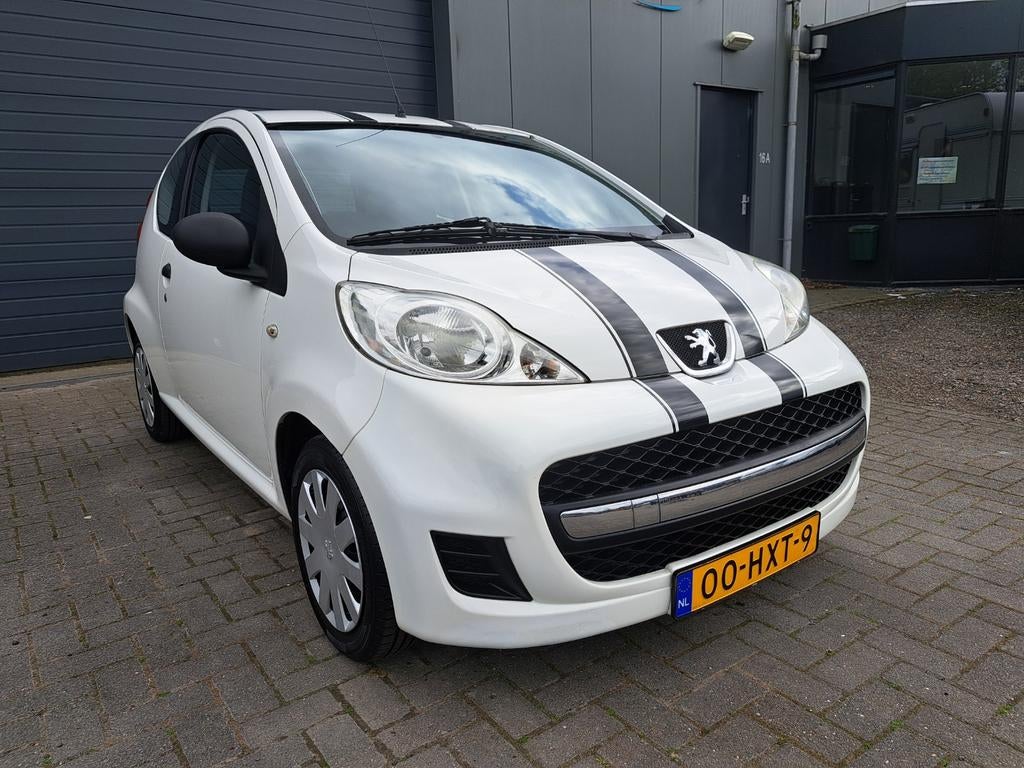 Peugeot 107 1.012V/APK:08-05-2027/Stuurbekr/128.dzk NAP/, Voorwielaandrijving, Stof, 4 stoelen, Origineel Nederlands