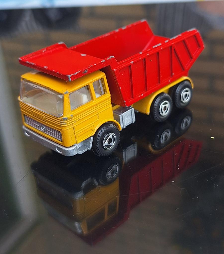 Efsi mercedes kiepwagen / kieper, Ophalen of Verzenden, Zo goed als nieuw, Bus of Vrachtwagen
