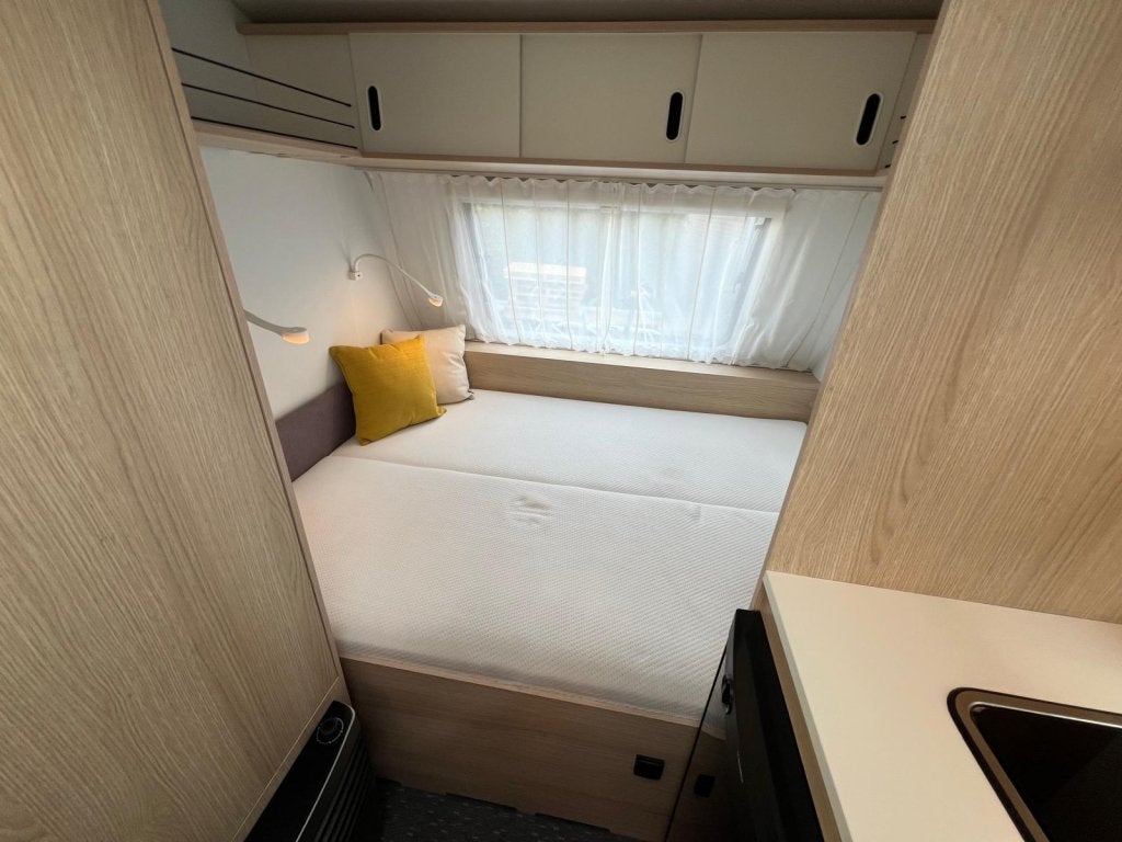 Adria Aviva 400 PS mover, tent, fietsenrek, lichtgewicht!, Schokbreker, Bedrijf, Treinzit, 750 - 1000 kg