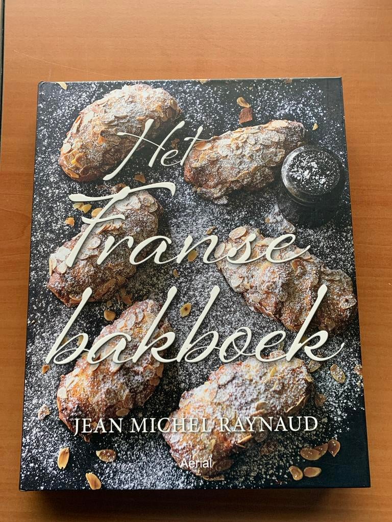 Het Franse Bakboek - Jean Michel Raynaud, Ophalen of Verzenden, Zo goed als nieuw, Frankrijk, Taart, Gebak en Desserts