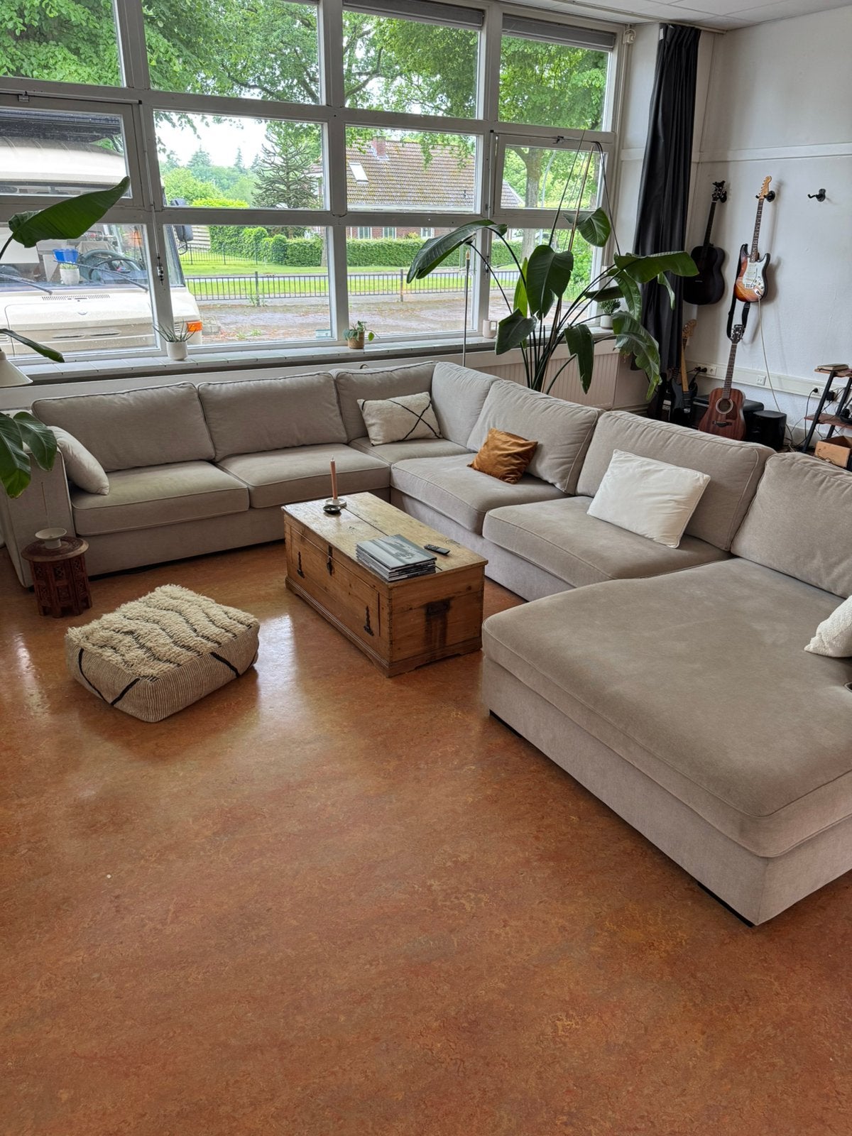 Grote hoekbank met longchair (Room 108), Ophalen, Gebruikt, Stof