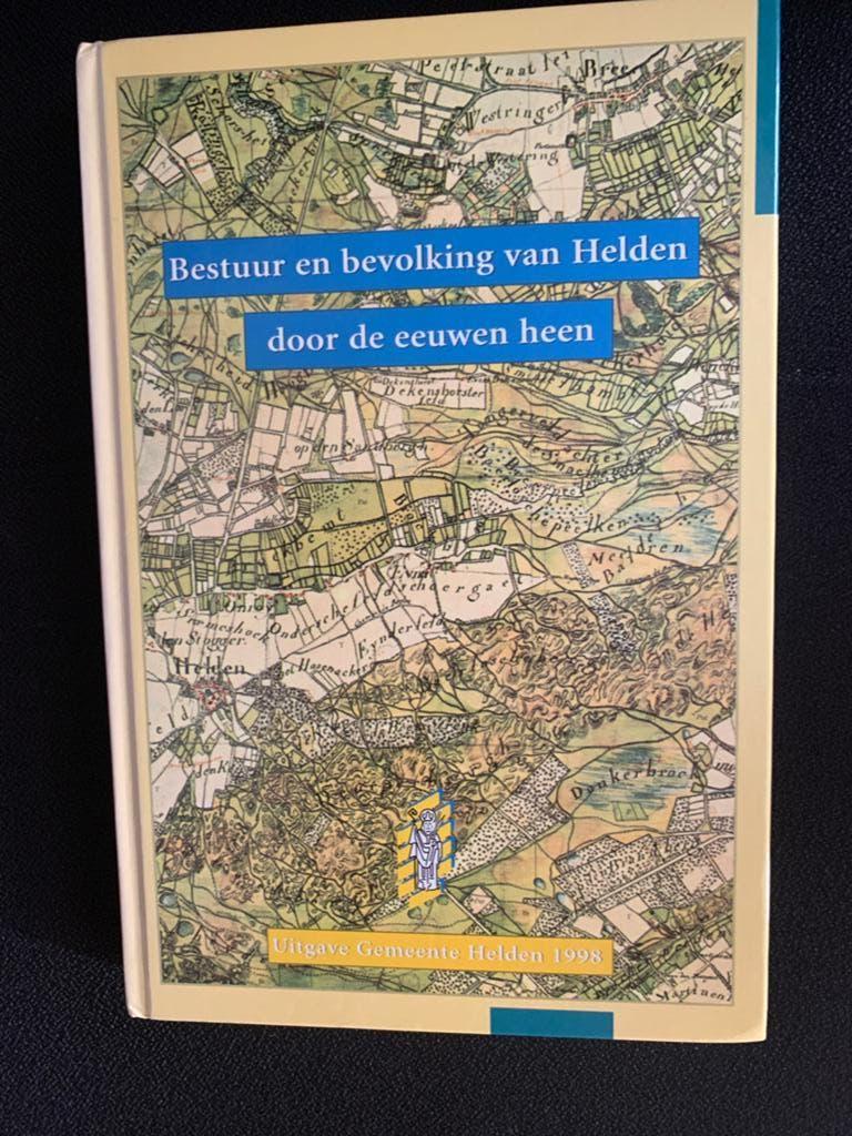 Bestuur en bevolking van Helden door de eeuwen heen, Boeken, Geschiedenis | Stad en Regio, Ophalen of Verzenden, Zo goed als nieuw