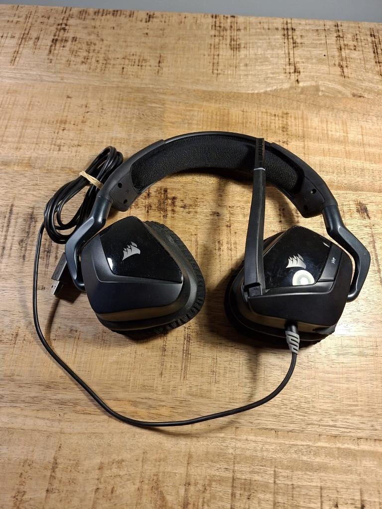 Corsair bedrade gaming headset, Computers en Software, Headsets, Gebruikt, Mute-functie, On-ear, Ophalen of Verzenden