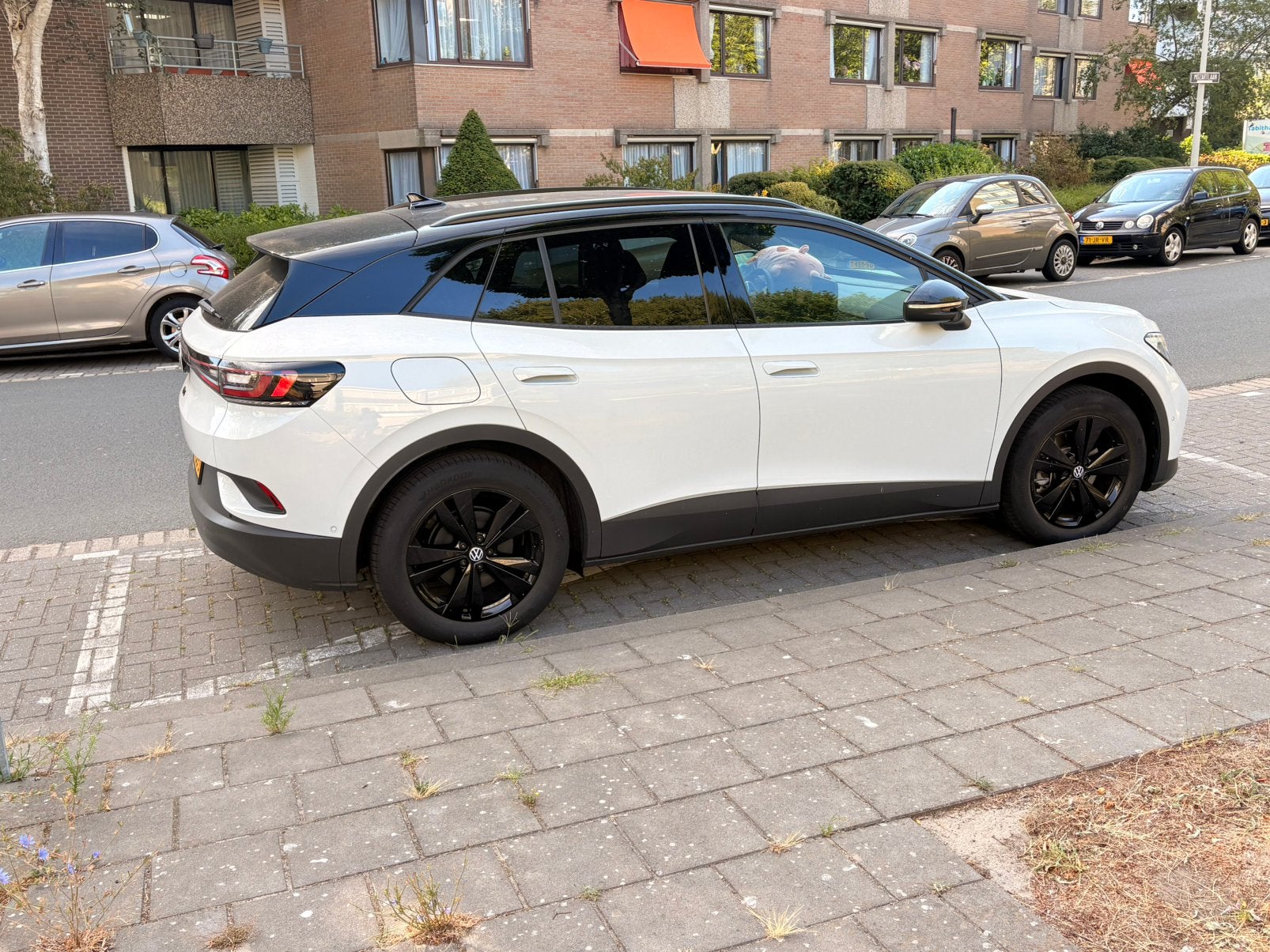 PRIVATE LEASE OVERNAME Volkswagen ID.4 52kWh 170pk 2025 Wit, Automaat, 95 pk, Wit, Particulier