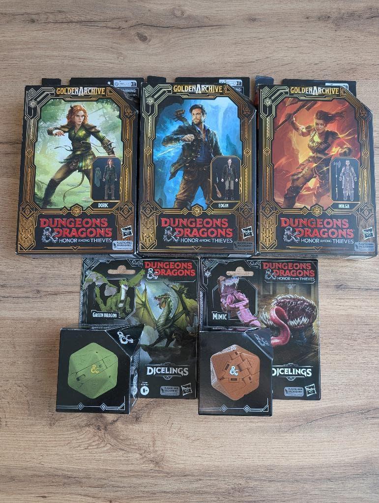 Dungeons and dragon figurens + dicelings, Ophalen of Verzenden, Zo goed als nieuw, Overige soorten