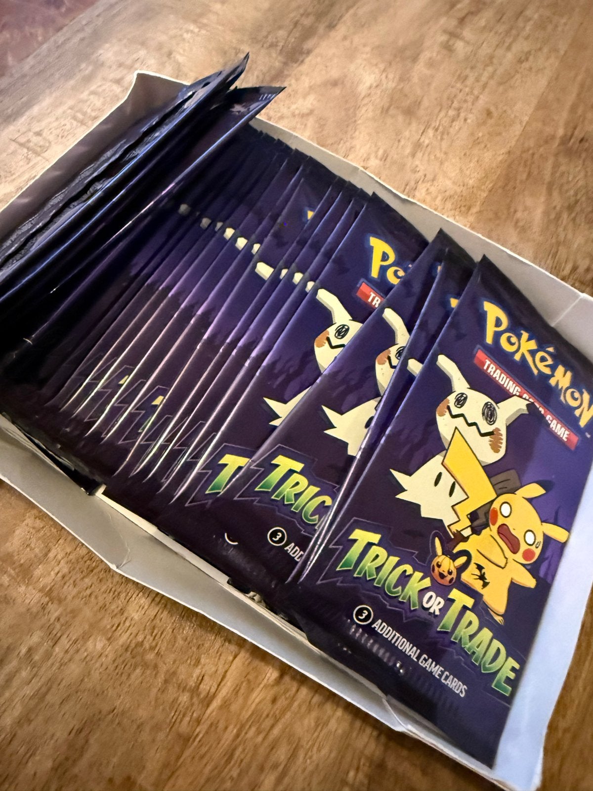 Pokémon Trick or Trade packs, Ophalen of Verzenden, Nieuw, Boosterbox