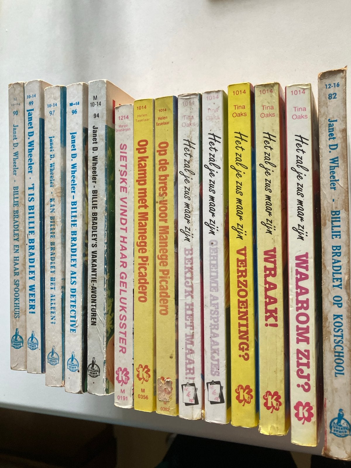 Vintage jeugdboeken: Billie Bradley, Tina Oaks, Manege Picad, Boeken, Ophalen of Verzenden, Gelezen, Fictie