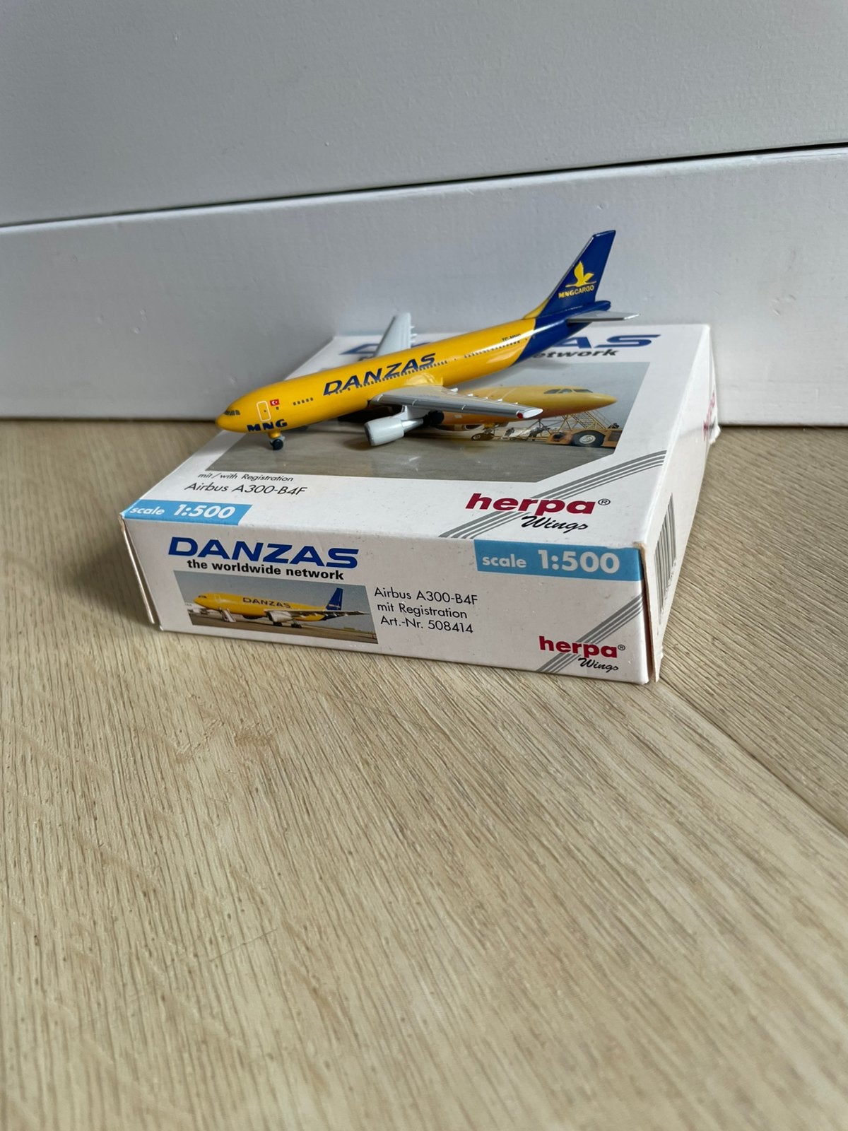 Herpa 1:500, Ophalen, Zo goed als nieuw, 1:200 of kleiner, Overige merken