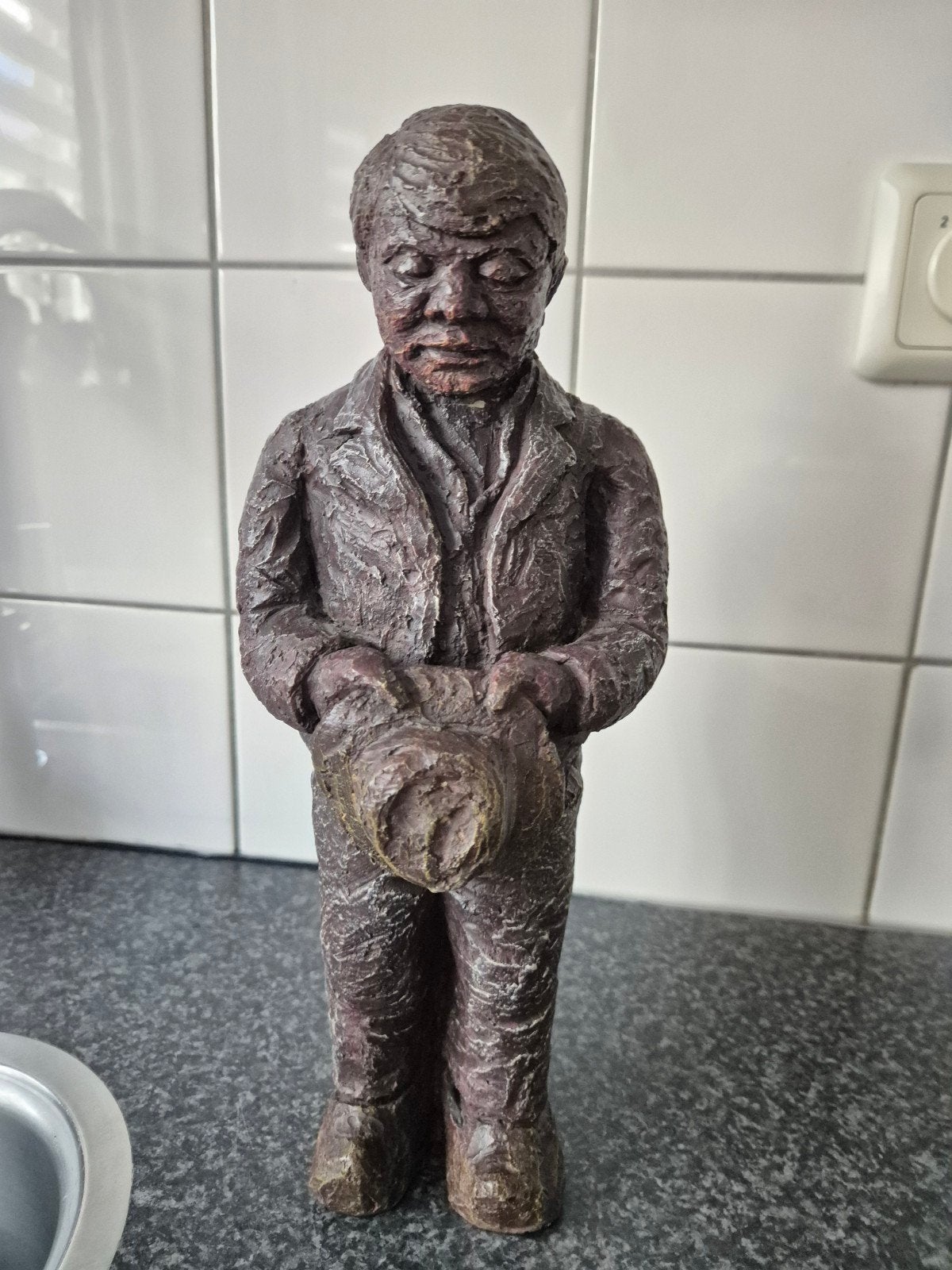 Vintage Beeldje Man met Hoed - Decoratief Kunstobject, Ophalen of Verzenden, Handgemaakt, 20 - 50 cm, Beeld