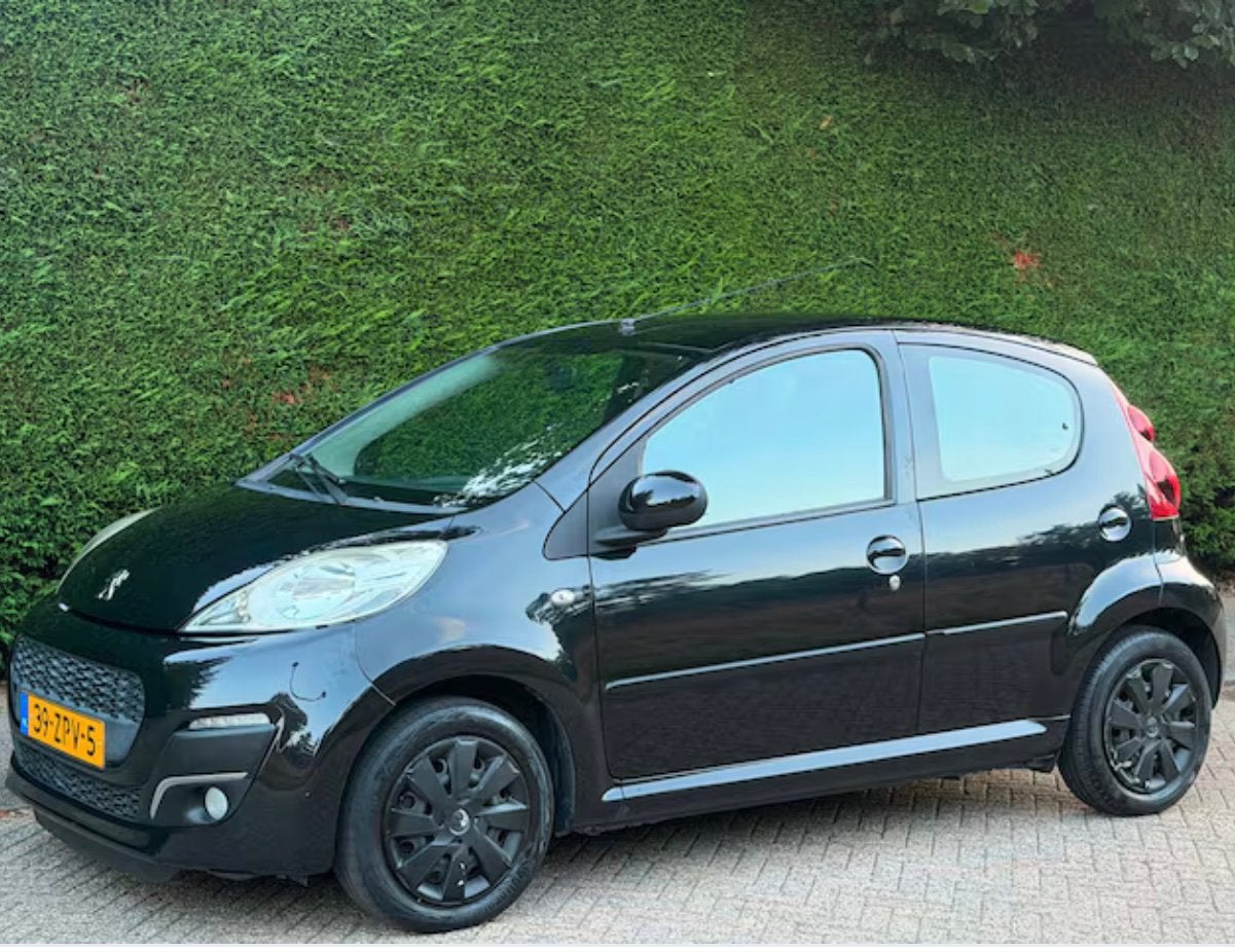Peugeot 107 1.0 12V 5DR 2013 Zwart NAP, Voorwielaandrijving, 4 stoelen, Origineel Nederlands, Bedrijf