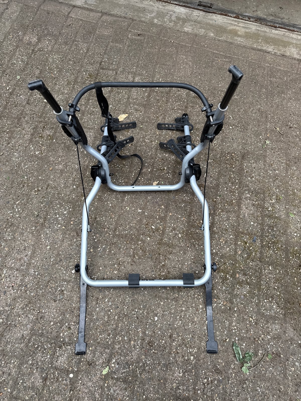 Thule outway. Gebruikte fietsendrager voor 2 fietsen, Auto diversen, Ophalen, 2 fietsen, Gebruikt, Achterklepdrager