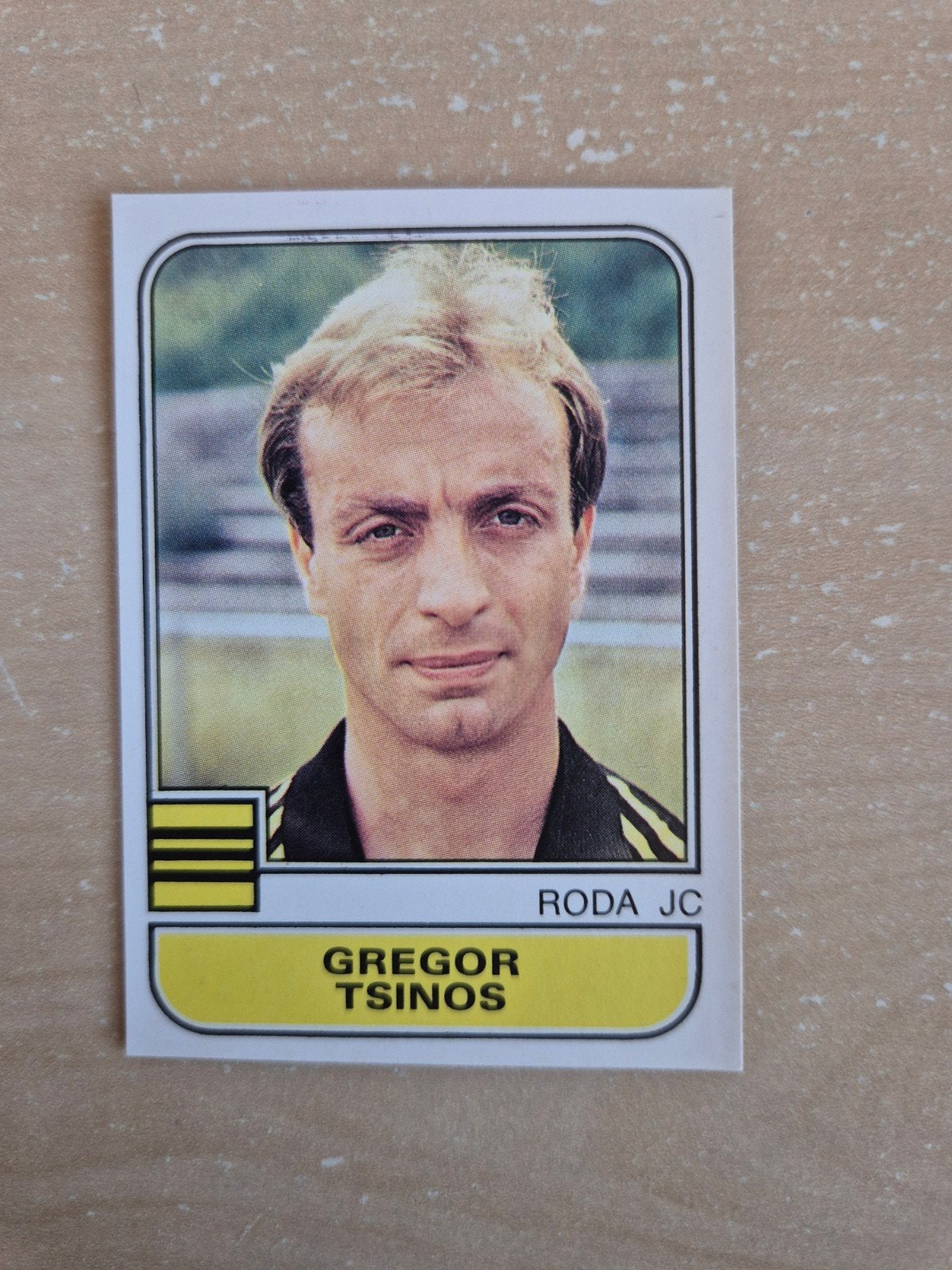 Panini Voetbal 82 Gregor Tsinos Roda JC, Verzamelen, Sportartikelen en Voetbal, Ophalen of Verzenden, Zo goed als nieuw, Roda JC