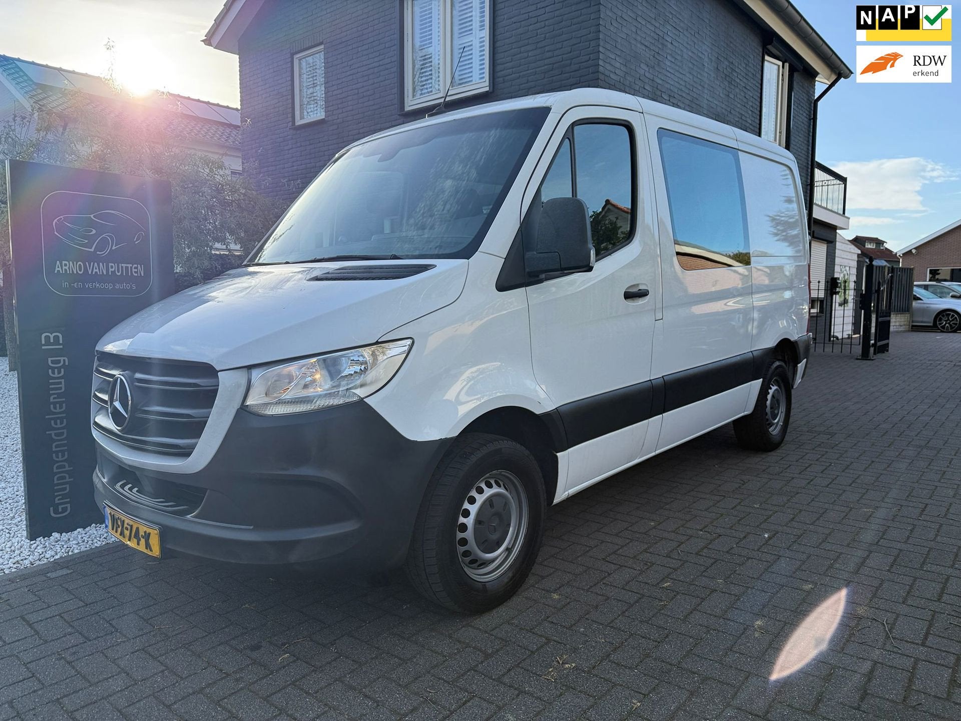Mercedes-Benz Sprinter 311 CDI Automaat /Dubbele Cabine /5-P, Auto's, Start-stop-systeem, Gebruikt, Euro 6, 4 cilinders